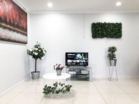 A Stylish Place - Recently Renovated Punbl - NT Tourism 1