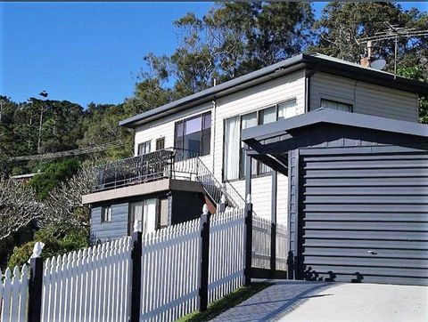 AAA Views, 2 View Street - Accommodation NT 1