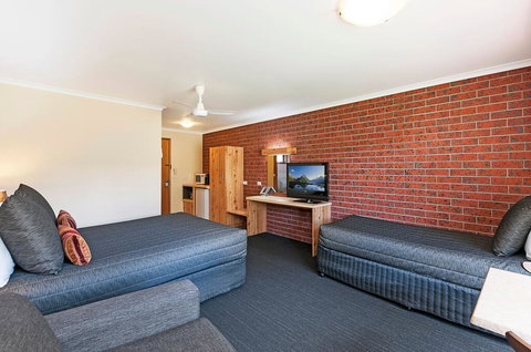 AAt 28 Goldsmith Motel - Accommodation NT 2