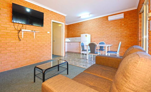 Abrolhos Reef Lodge - NT Tourism 3