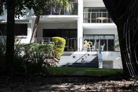 Absolute Beachfront - Mooloolaba - Accommodation NT 0