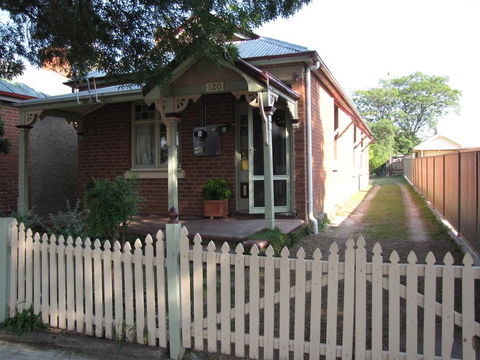 Acacia Cottage On Peel, Bathurst - Accommodation NT 2