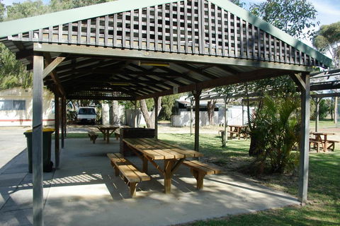 Acclaim Swan Valley Tourist Park - NT Tourism 3
