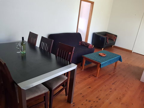 Accommodation Sydney North Shore: Frenchs Forest 3 Bedroom House - Accommodation NT 0