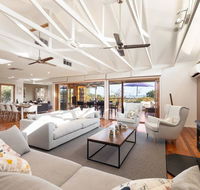 Acqua Vista - water view fireplace walk to beach - NT Tourism