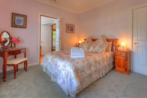 Addlestone House Bed And Breakfast - Accommodation NT 1