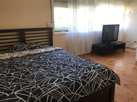 Adelaide Northern B&B - NT Tourism 0