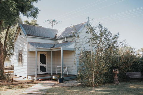 Dubuque Bed And Breakfast - Accommodation NT 4