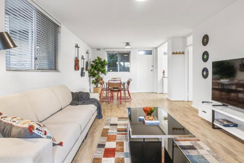 EAST4 - Vintage Vibes East Freo 2B 1BA - Accommodation NT 2