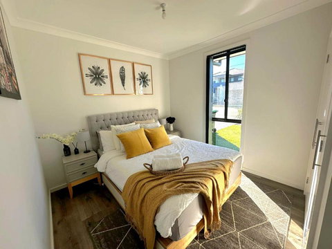 Entire 2br, Hideaway - Accommodation NT 1