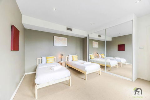 Entire 3 Bedrooms Townhouse In Baulkham Hills - NT Tourism 4
