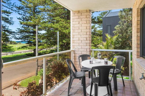 Esplanade Escape - Beachfront Family Bliss - Accommodation NT 3