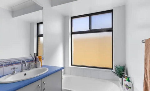 Executive Escape 4 Bedroom Home - Accommodation NT 4