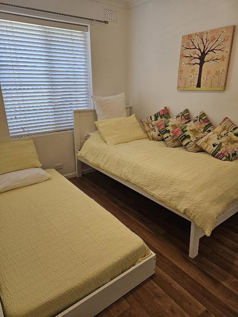 Family Oasis In Adelaide - Accommodation NT 1