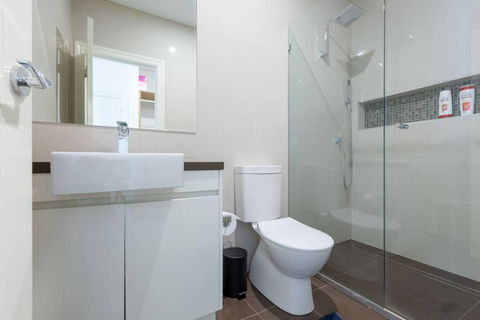 Family Oasis Walking Distance To Chadstone SC - Accommodation NT 3