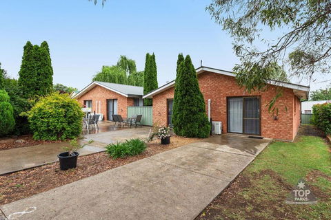 Fossicker Caravan Park - Accommodation NT 3