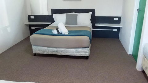 Green Door Motel - Accommodation NT 2