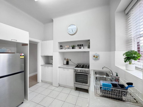 Ground Floor Apartment, 250 Metres To The Beach - Accommodation NT 4