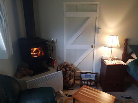 Handsome Hills Dairy Retreat - Accommodation NT 3