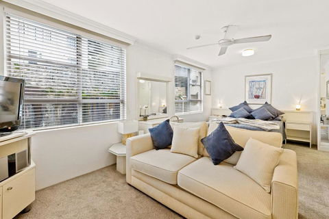 HENRY12 Self- Catering - Accommodation NT 1