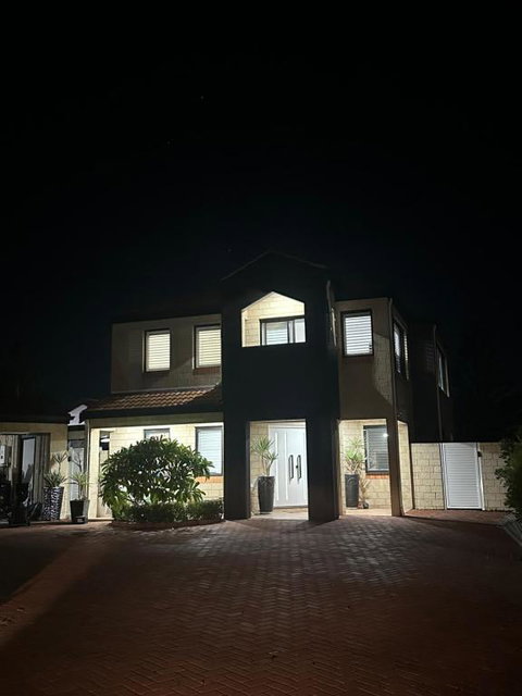 Hillarys Sea-View Panoramic Living - Accommodation NT 1