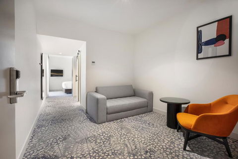 Holiday Inn Dandenong, An IHG Hotel - Accommodation NT 3