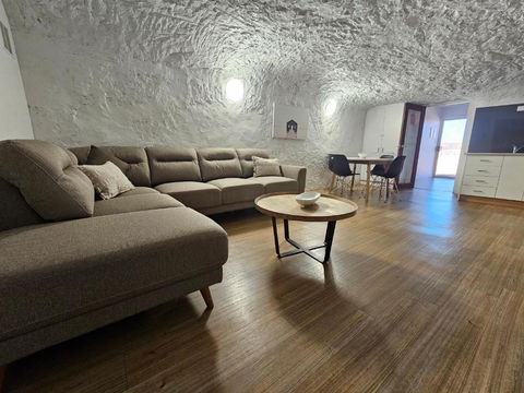Holly Place - Accommodation NT 0