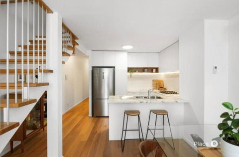 Indigo On Oxford Street - Riverside Two Bedroom Apartment - Accommodation NT 1