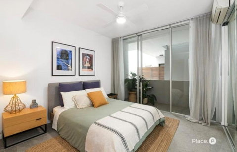 Indigo On Oxford Street - Riverside Two Bedroom Apartment - Accommodation NT 3