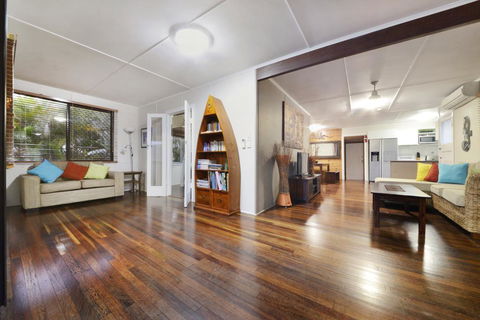 Airlie Getaway - Airlie Beach - NT Tourism 0