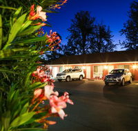 Akuna Motor Inn and Apartments - NT Tourism