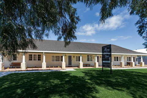 Albany Holiday Units - NT Tourism 0