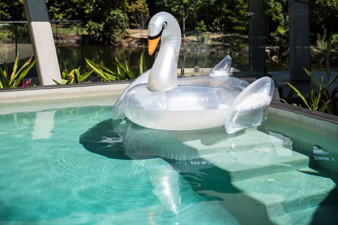 Alkira Award Winning Luxury Beachfront Rainforest Holiday House - NT Tourism 2