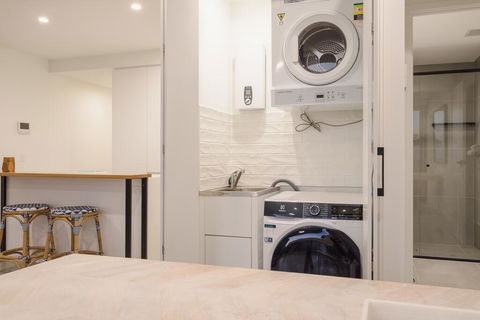 Allure Mooloolaba - Accommodation NT 1