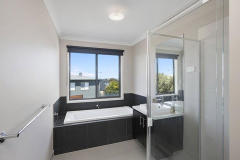 Alyxia Escape 15 - Accommodation NT 2