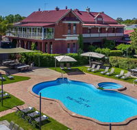 Alzburg Resort - Accommodation NT