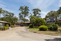 Amaze N Things Holiday Park  Motel