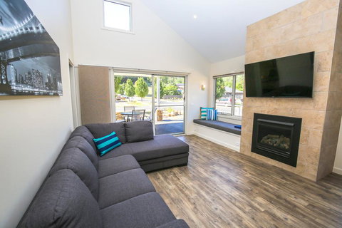 Amber Mist Villa One - Accommodation NT 2