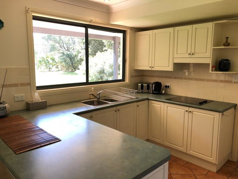 Anchor Down At Hat Head - Accommodation NT 2