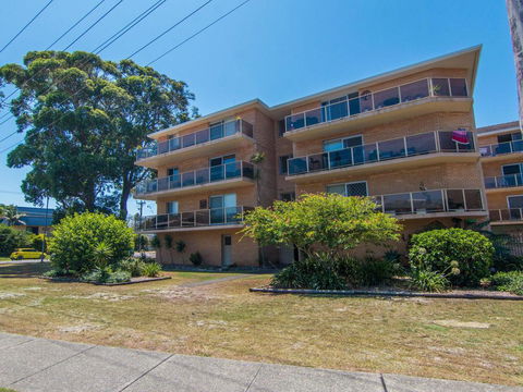 Anchorage 2, With Water Views - Accommodation NT 3