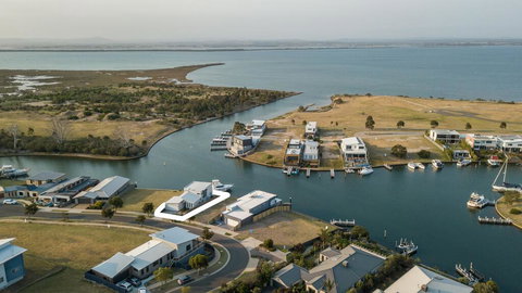Anchored - Access To The Gippsland Lakes - NT Tourism 0