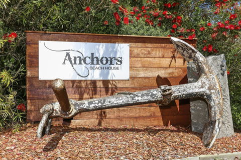 Anchors Beach House - Accommodation NT 2