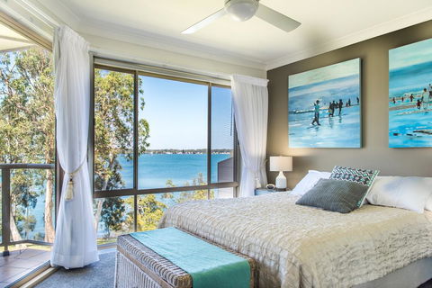 Anne's Waterfront Haven B&B - NT Tourism 0