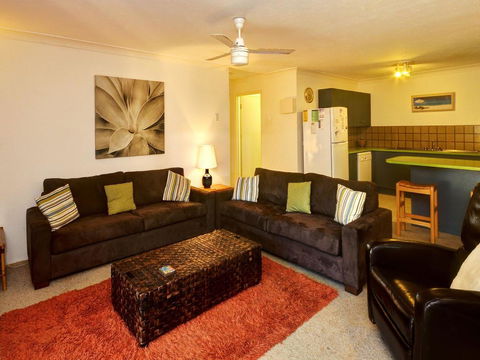 Apartment With Inground Pool - Accommodation NT 0