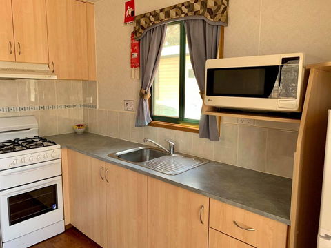 Apex RiverBeach Holiday Park - NT Tourism 3