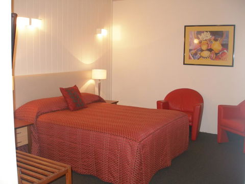 Apollon Motor Inn Victor Harbor - NT Tourism 1
