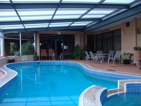 Apollon Motor Inn Victor Harbor - NT Tourism 0