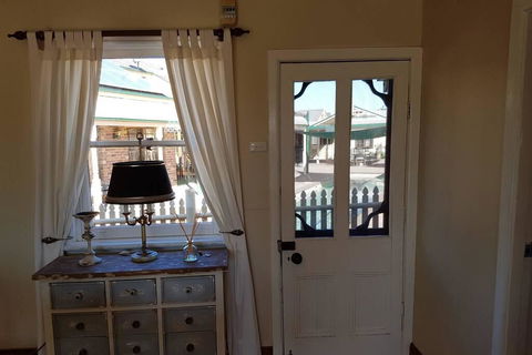 Appin Homestay Country Cabin - Accommodation NT 1