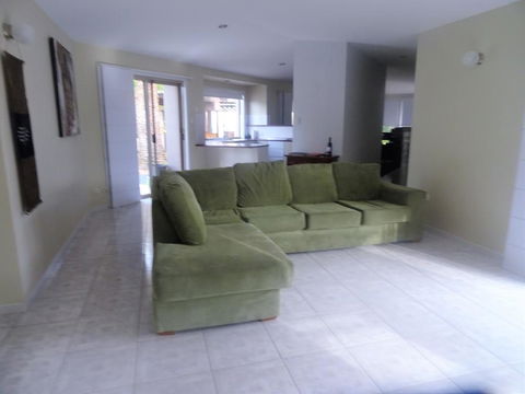 Apurla Hervey Bay - Located At The Point - NT Tourism 1
