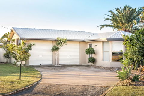 Apurla Hervey Bay - Located At The Point - NT Tourism 2